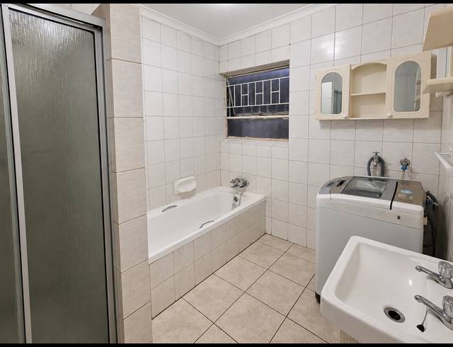 2 BEDROOM TOWNHOUSE FOR SALE IN WALDRIFT